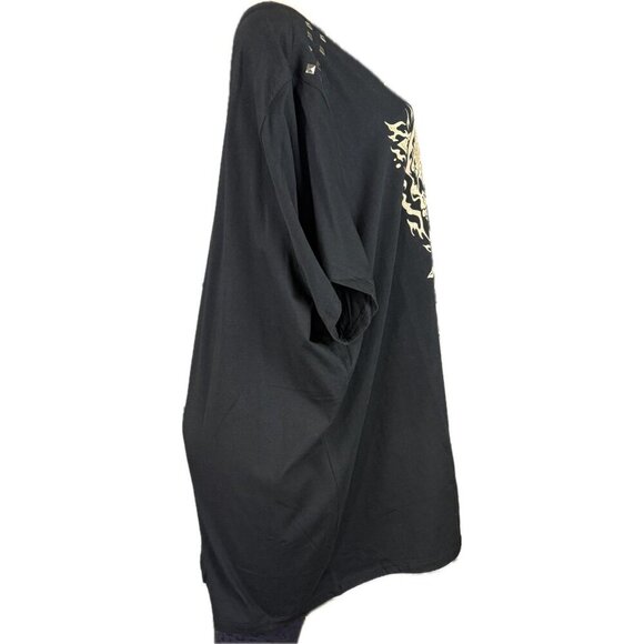 Torrid +4 Black 3 Skulls Metallic Foil Graphic Studded Accent Short Sleeve Tee - Picture 3 of 6